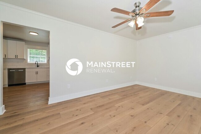 Building Photo - 3 Bedroom Pet-Friendly Home in LA FOLLETTE...
