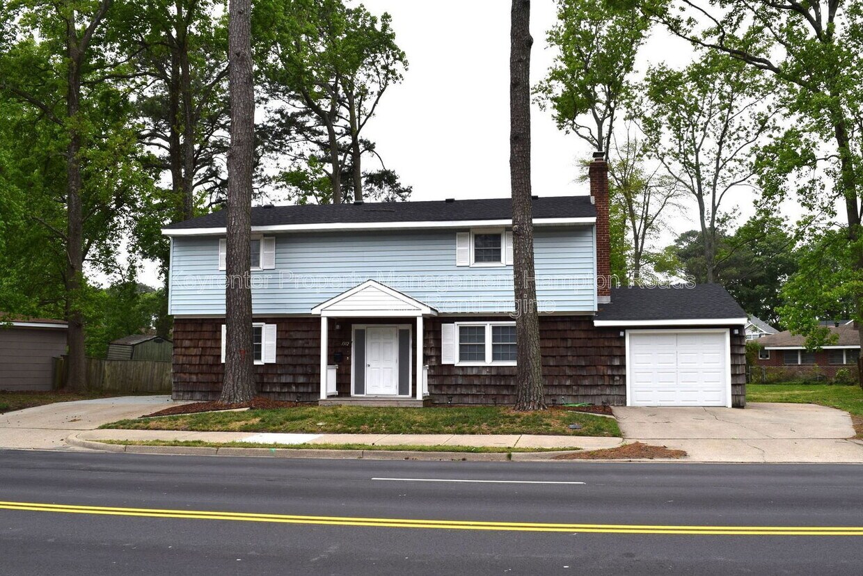 Foto principal - 1312 Sparrow Rd