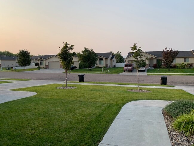 Building Photo - 4241 Liberty Dr