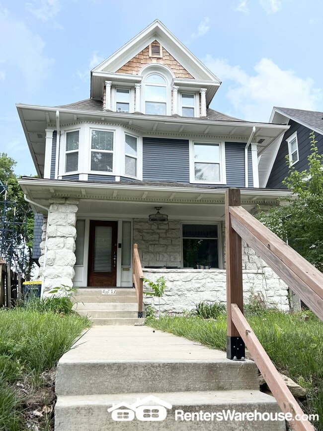 Building Photo - 4217 Campbell St