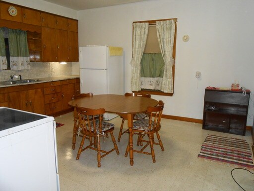 Building Photo - 30604 S Klemme Rd