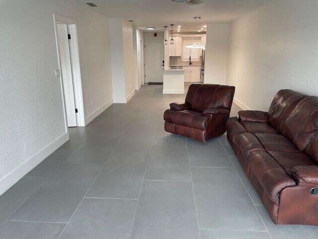 Foto del edificio - 3605 NE 32nd Ave