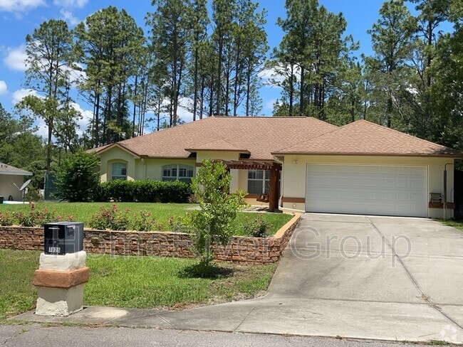 Building Photo - 7825 SW 139th Pl