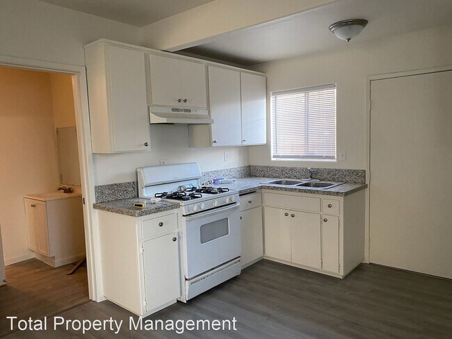 Foto del edificio - 2 br, 1 bath House - 207 E. Sequoia Ave.