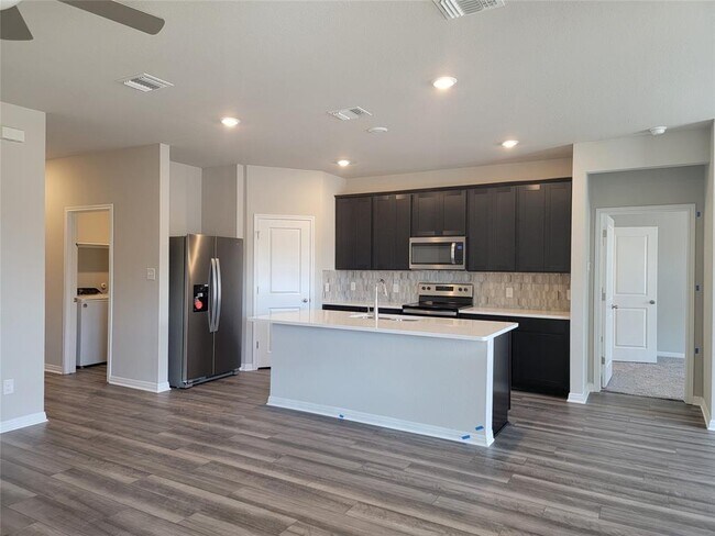 Foto del edificio - 112 Capella Wy