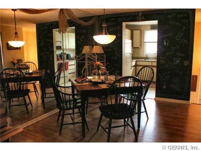 Dining - 1174 Cunningham Dr