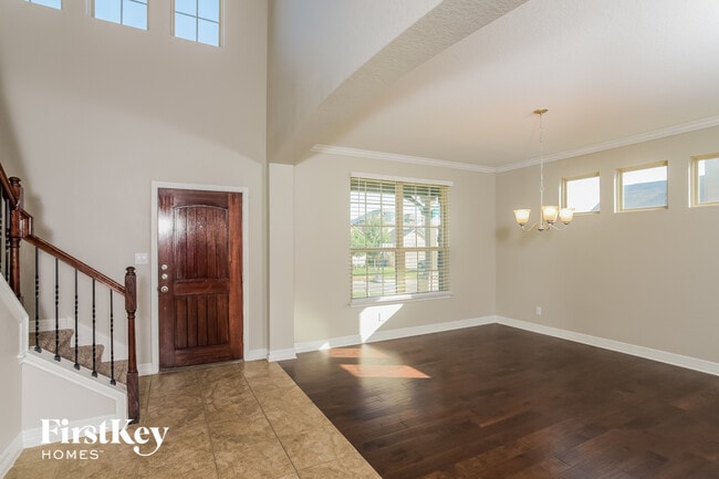 Building Photo - 3120 Half Moon Dr