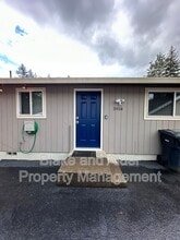 Building Photo - 5934 SW 30th Ave