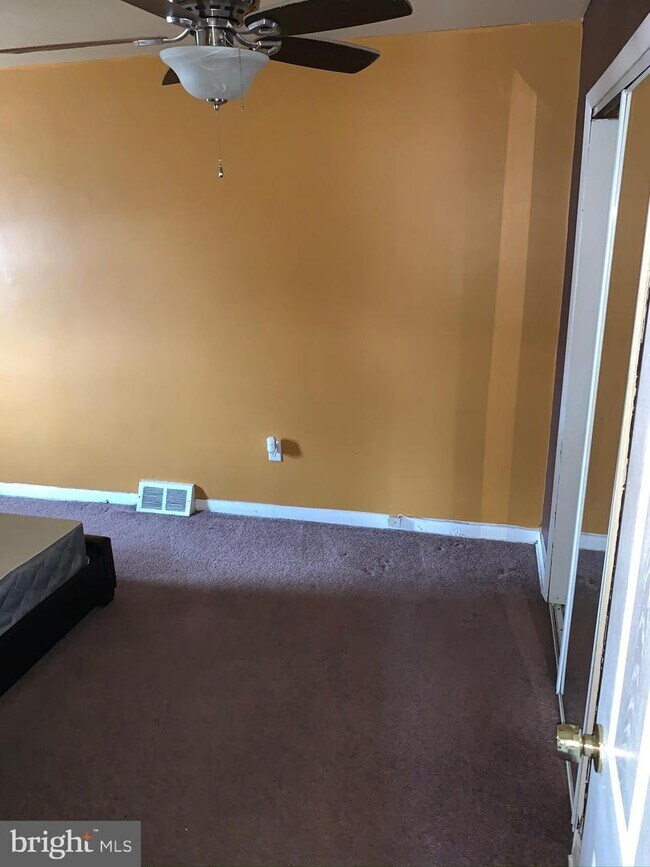 Foto del edificio - 1330 Pennwood Rd
