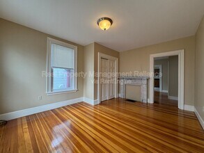 Building Photo - 16 Franklin Pl