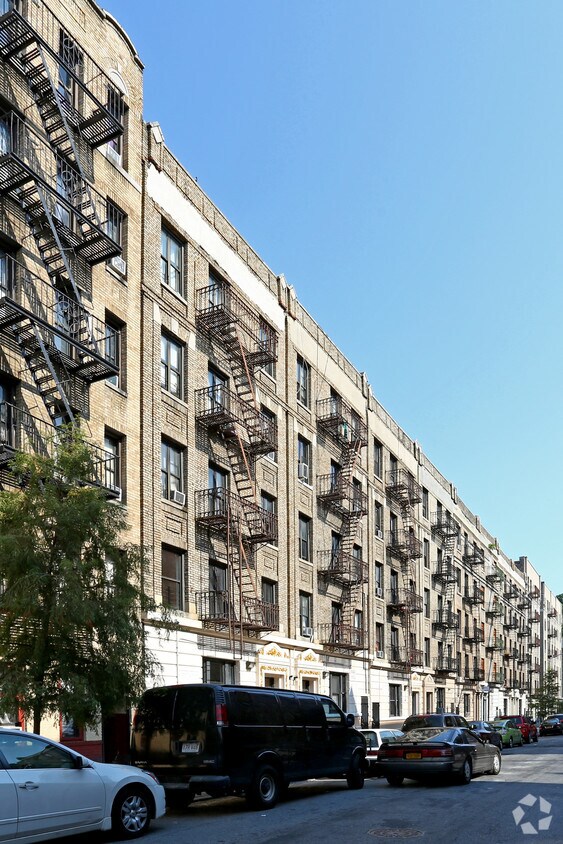 Primary Photo - 29-33 Arden St