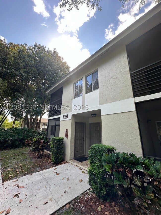 Foto del edificio - 3500 Gateway Dr