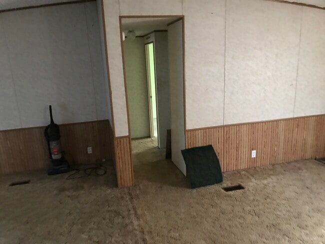 Building Photo - 103 zelkova Road