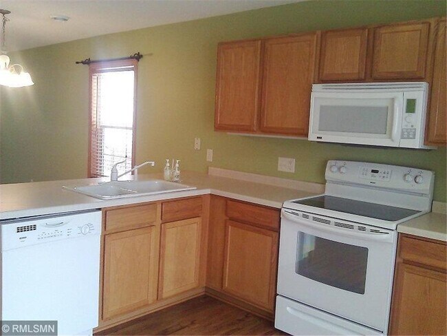 Foto del edificio - 1960 Pika Tr