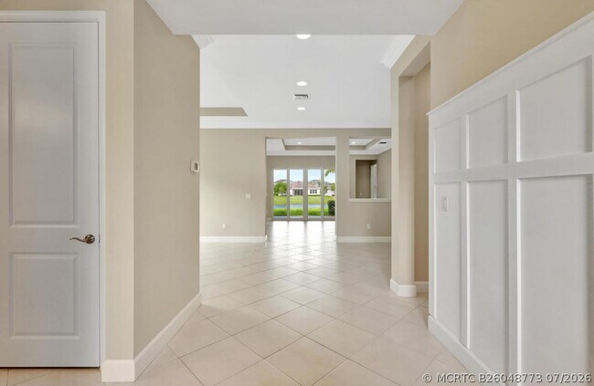 Foto del edificio - 15684 Goldfinch Cir