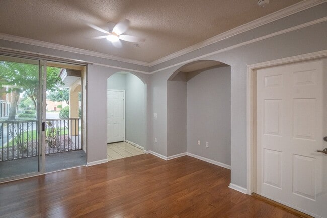 Available for Immediate Move in! Gorgeous 2 Bedroom Condo with Garage on the 1st Floor! - Available for Immediate Move in!  Gorgeous 2 Bedroom Condo with Garage on the 1st Floor!