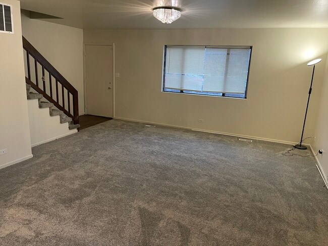 Building Photo - 350 E Rimini Ct