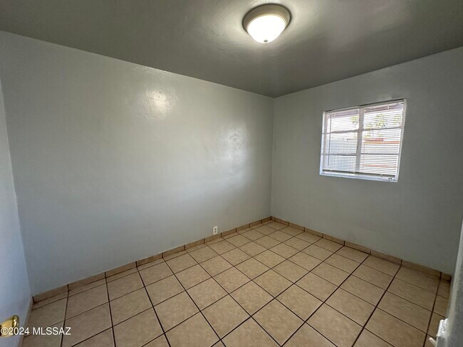 Foto del edificio - 2907 N Castro Ave