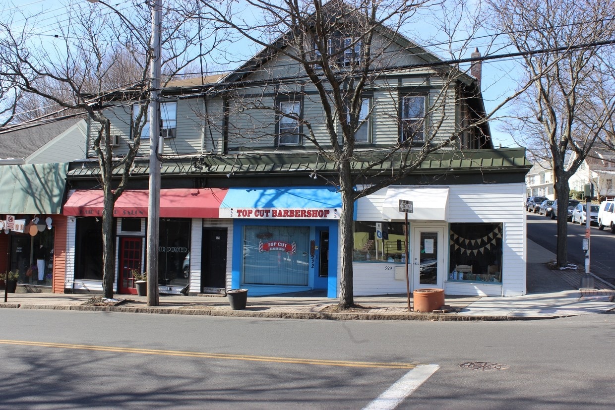 Primary Photo - 920 Whalley Ave