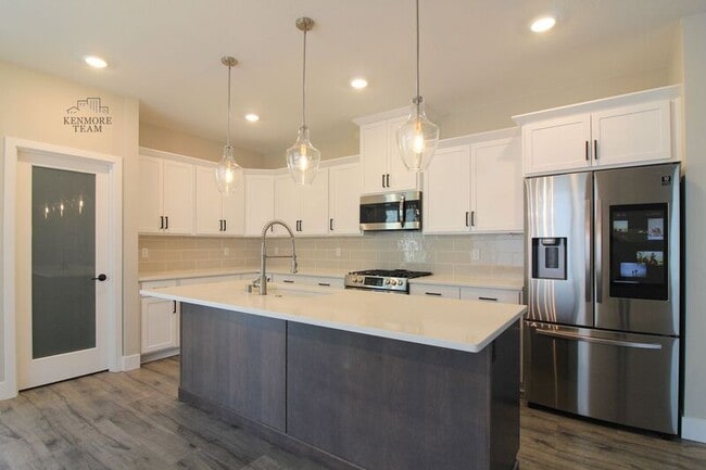 Building Photo - 5642 W 31st Ave