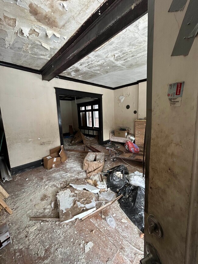 Foto del edificio - 1337 Walton Ave