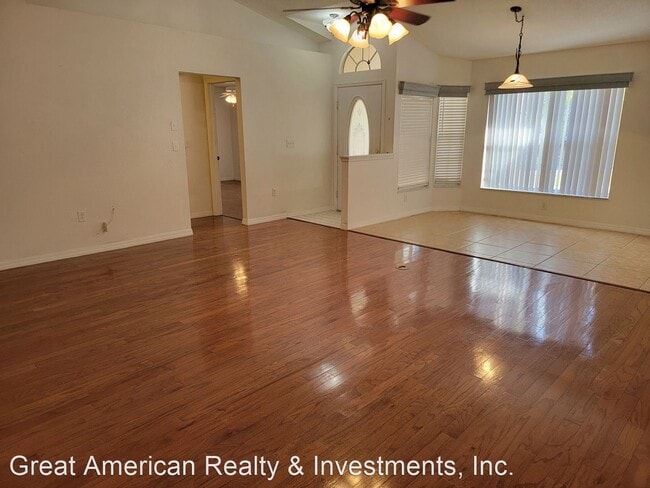 Building Photo - 3 br, 2 bath House - 7868 N. Vivian Way