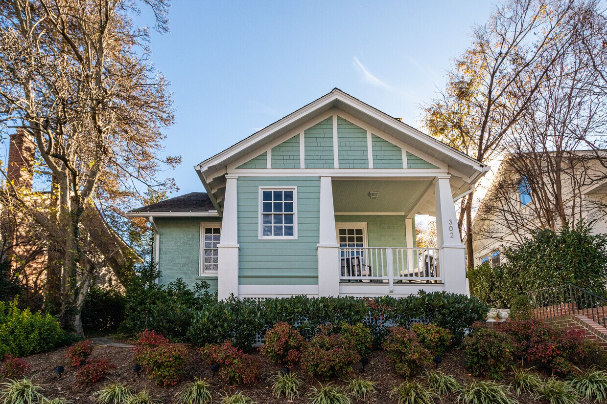 Photo - 302 Rucker Pl (Alexandria, VA)