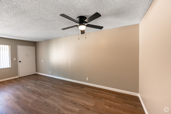 2BR, 1BA - 825SF - Dining Room - Mayfield Park Apartments