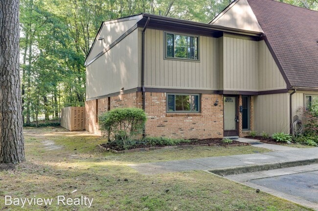 Building Photo - 3 br, 2.5 bath House - 1001 Willow Green