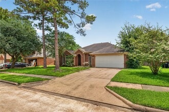 Building Photo - 7206 Glen Rosa Dr