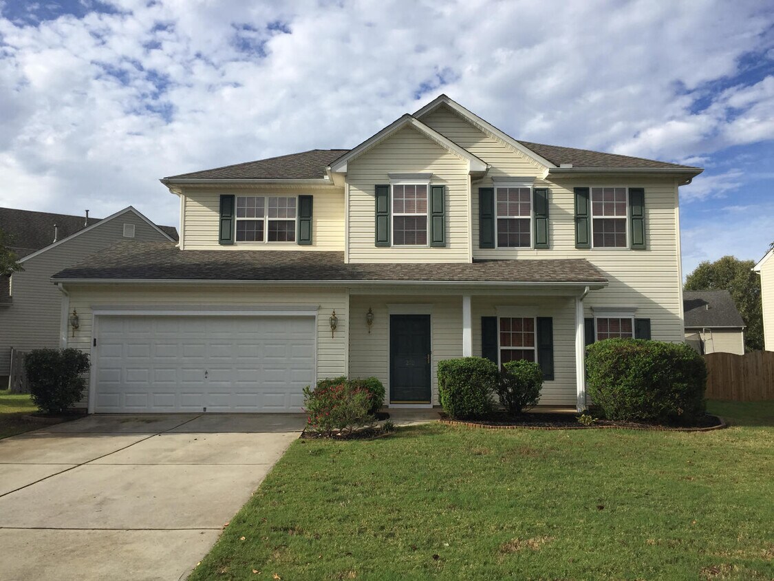 Foto principal - Wonderful 4 bedroom Home in Orchard Farms