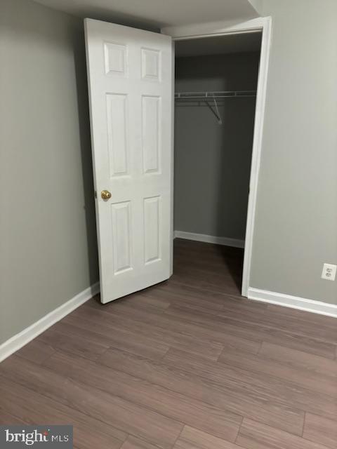 Foto del edificio - 4258 Normandy Ct