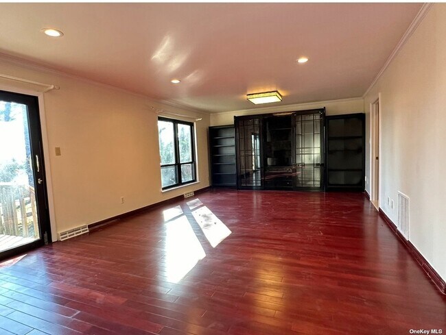 Foto del edificio - 96 Windsor Gate Dr