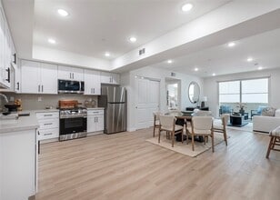 Building Photo - 1303 Orange Grove Ave