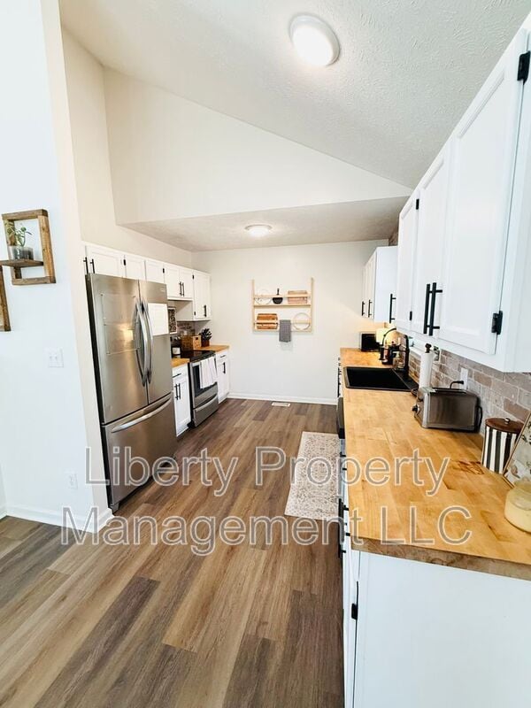 Foto del edificio - 132 Windsor Ln