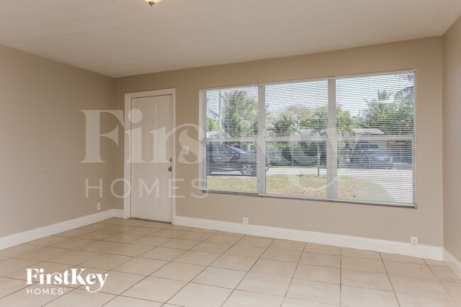 Foto del edificio - 1425 NE 29th St