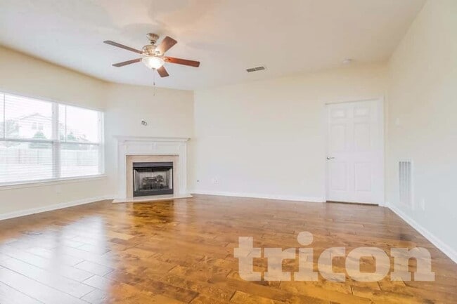 Building Photo - 1011 Middleton Ln