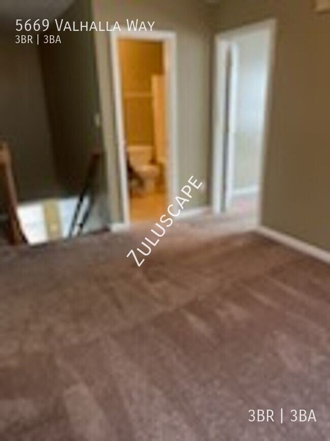 Foto del edificio - 5669 Valhalla Way
