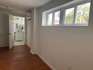 Building Photo - 1258 N 64th St