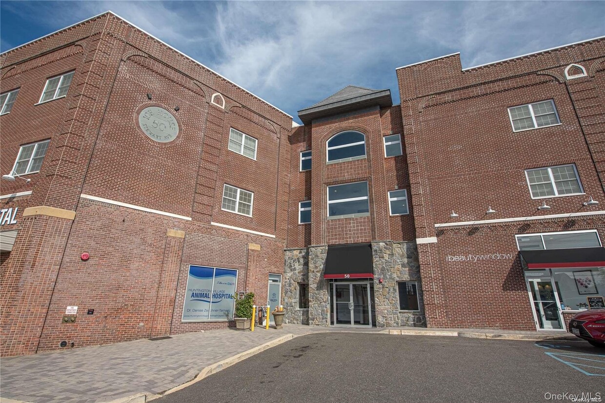 Primary Photo - 50 Stewart Ave