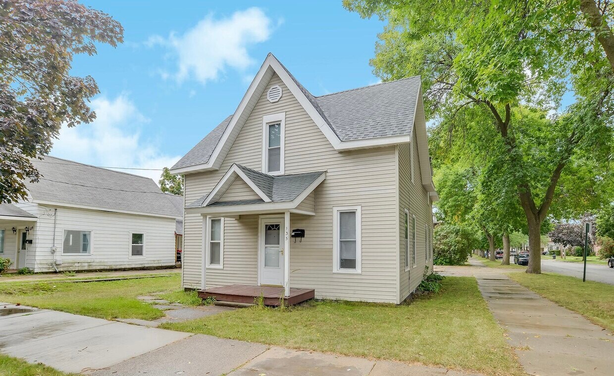 135 Lane Ave SW, Grand Rapids, MI 49504 House Rental in Grand Rapids