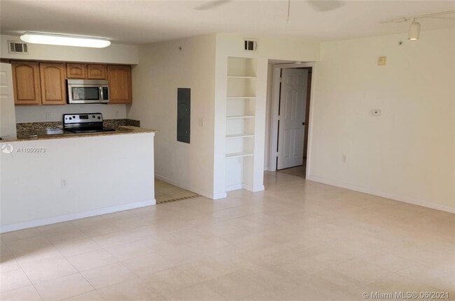 Foto del edificio - 261 SW Palm Dr
