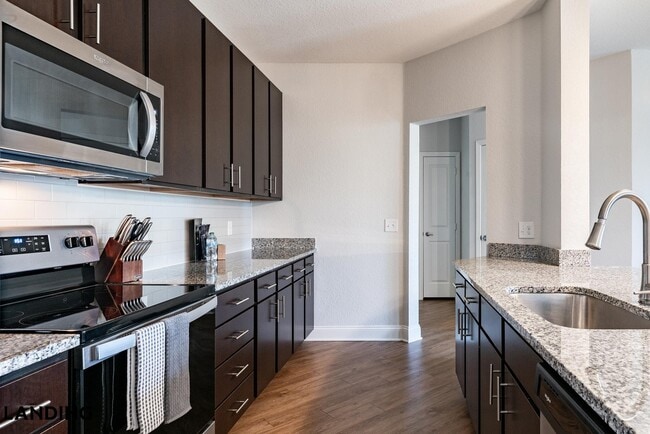 Building Photo - 1851 LPGA Blvd