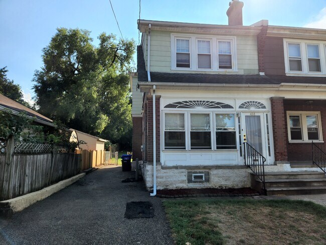 Foto del edificio - 414 Jefferson Ave