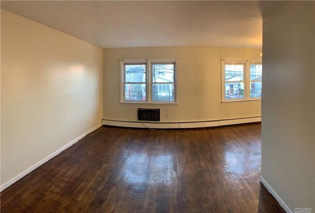 Foto del edificio - 101-22 117th St