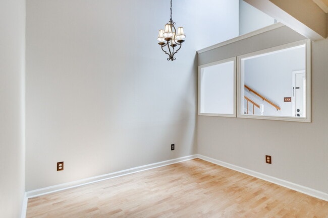 Building Photo - 107 Kincaid Ct