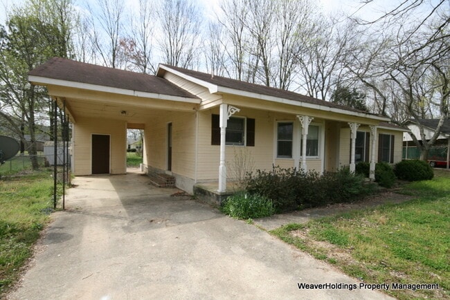 Foto del edificio - 1503 Cobblestone Cir SE