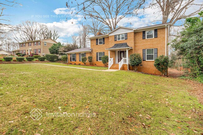 Foto del edificio - 6613 Fairlawn Rd
