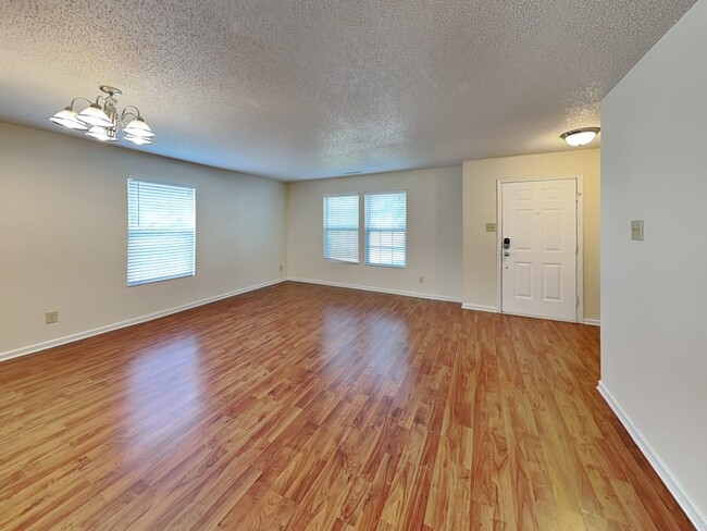 Building Photo - 5504 Hammermill Dr