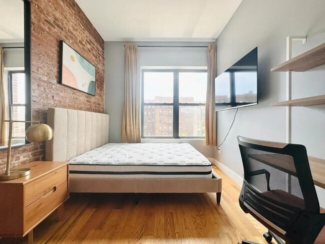 Furnished room/NOT APARTMENT - Furnished room/NOT APARTMENT